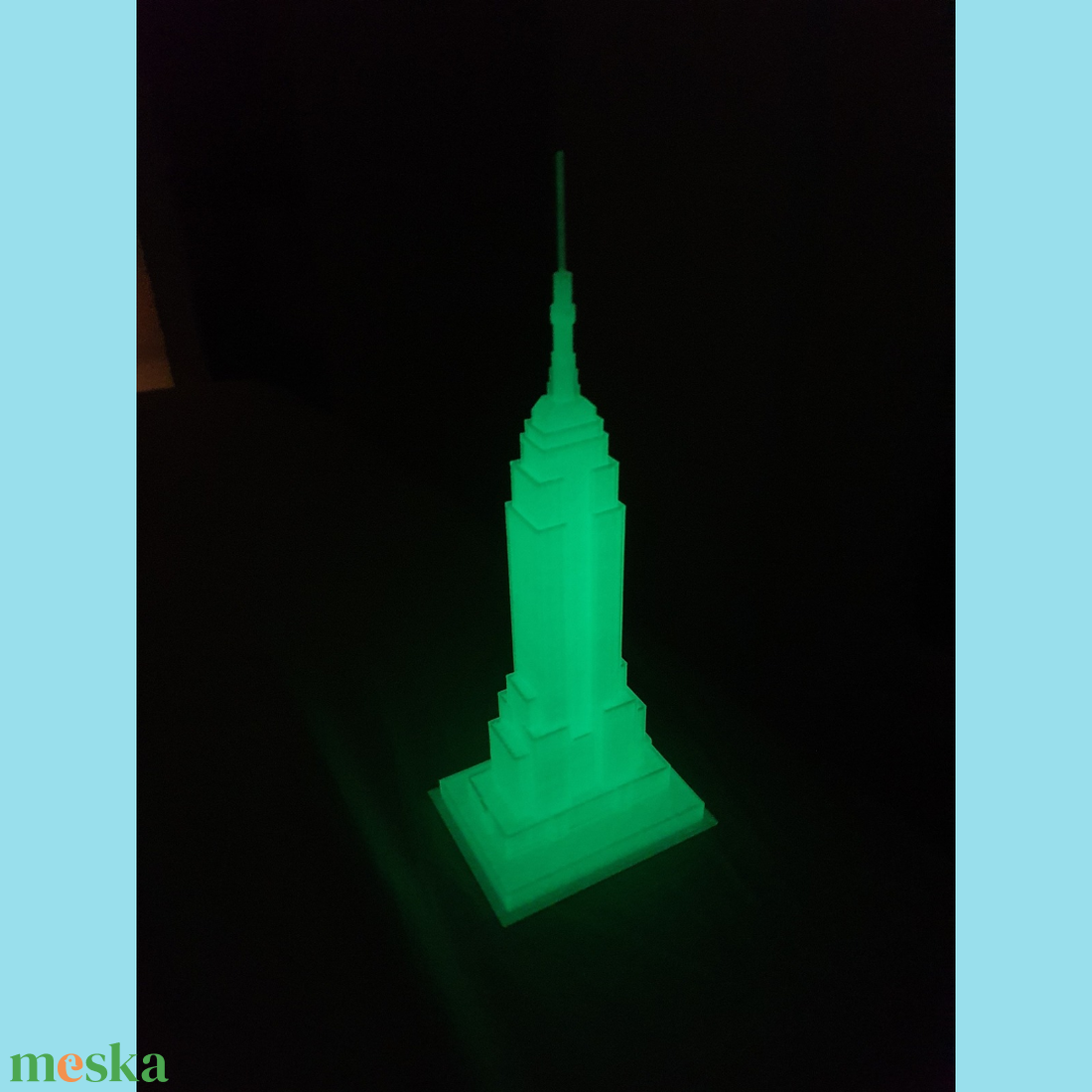 Empire State Building, sötétben világító makett - művészet - makett, modell - Meska.hu