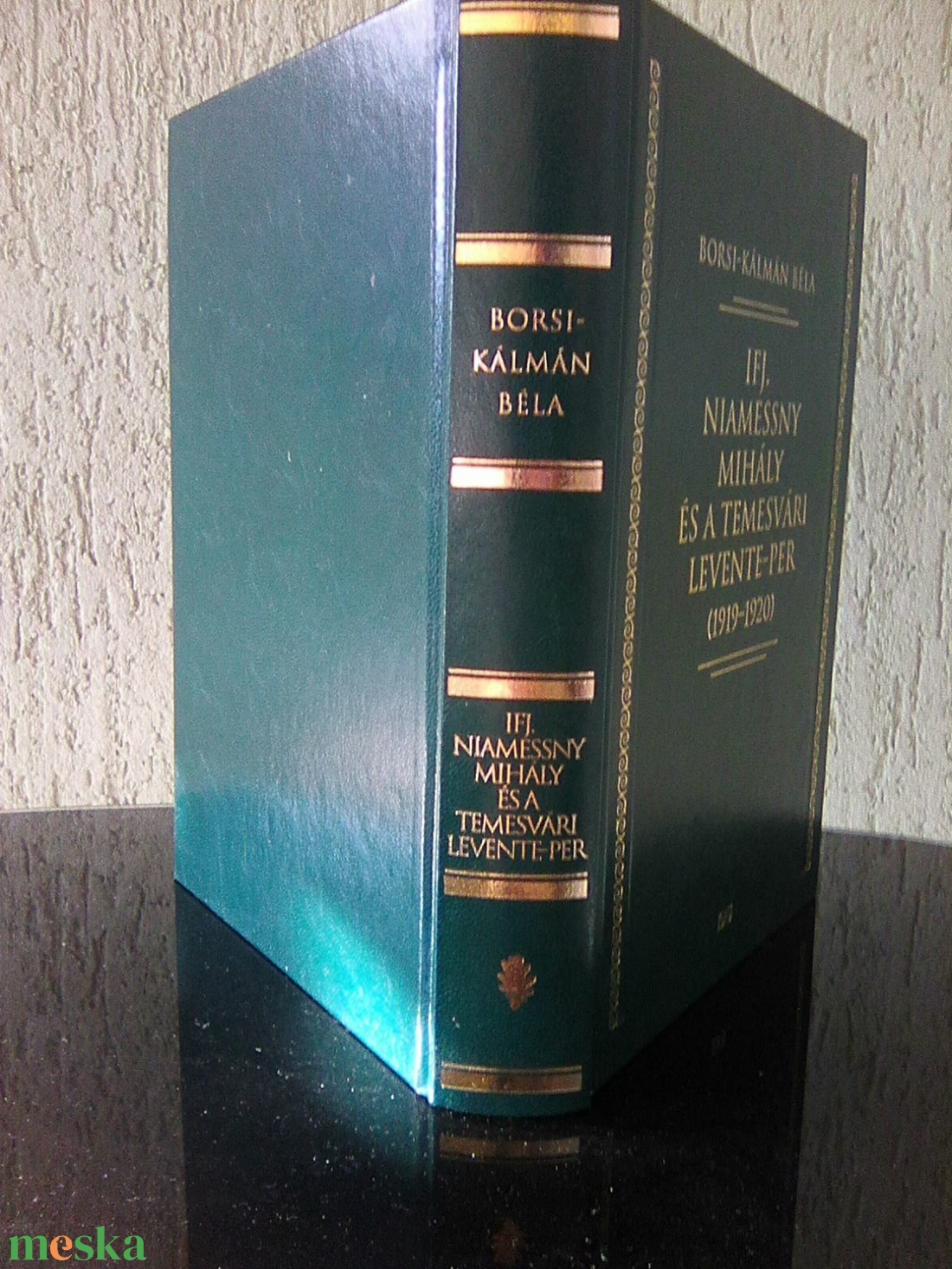 Karácsonyfa - otthon & életmód - dekoráció - asztal és polc dekoráció - könyvszobor - Meska.hu