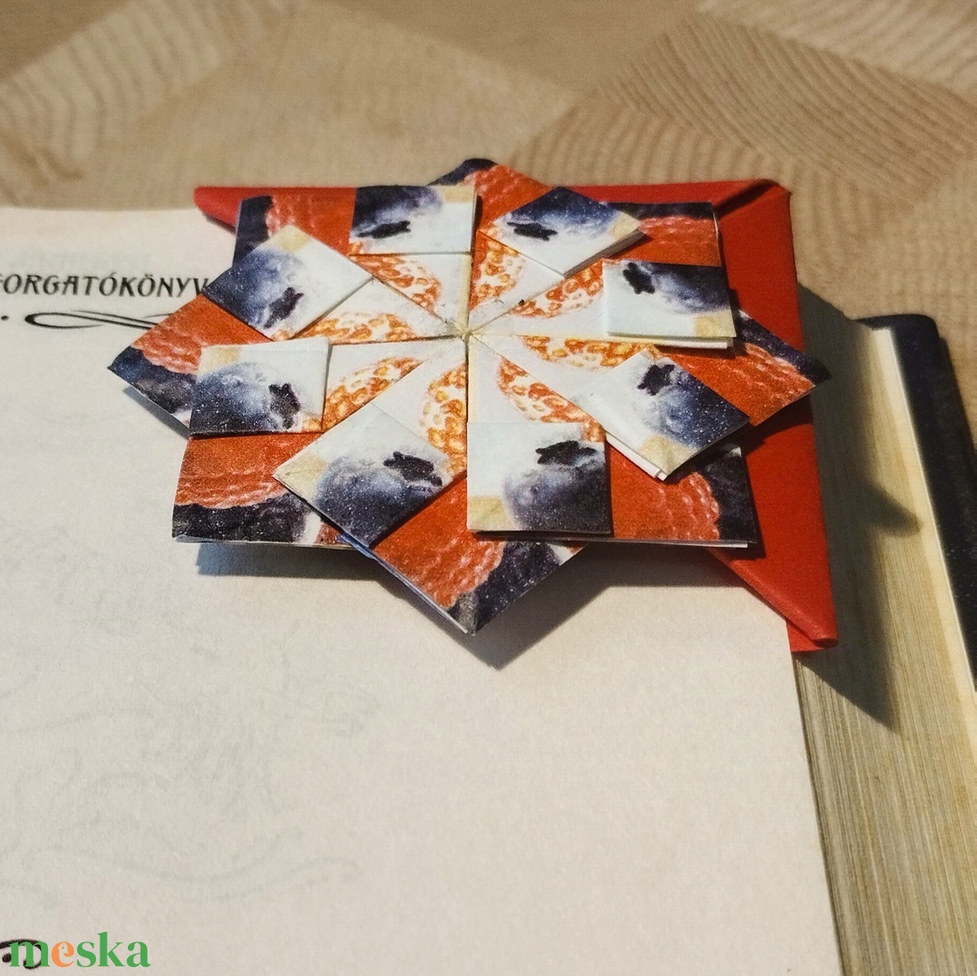 Teapapírból hajtogatott origami könyvjelző - könyv & zene - könyvjelző - Meska.hu