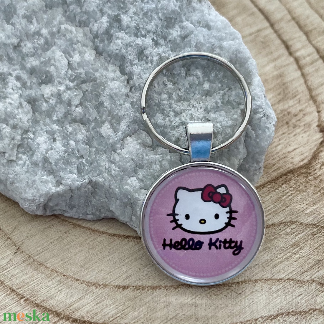 Üveglencsés fém kulcstartó - Hello Kitty - táska & tok - kulcstartó & táskadísz - kulcstartó - Meska.hu