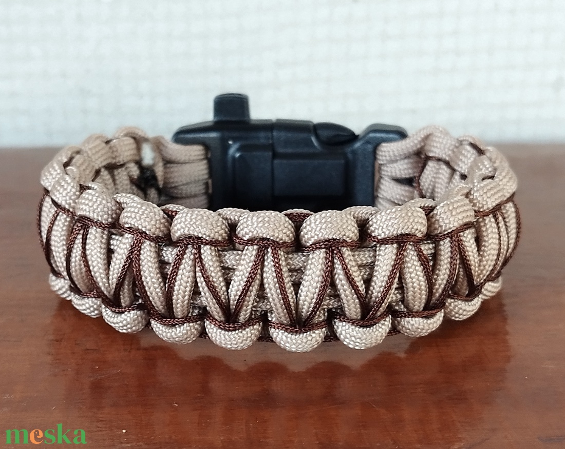 Taktikai túlélő paracord karkötő 3 funkciós csattal COBRA X-STITCH BEN GRIMM (csuklóméret: 19-20cm) - ékszer - karkötő - fonott karkötő - Meska.hu