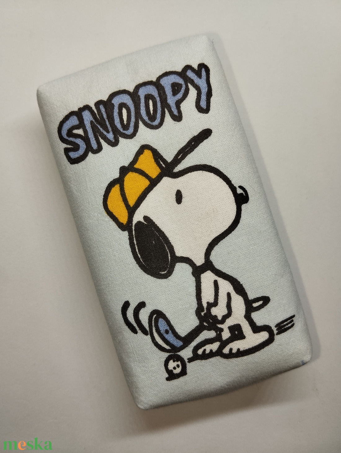 Snoopys -bélelt papírzsebkendő tartó - táska & tok - pénztárca & más tok - zsebkendőtartó tok - Meska.hu