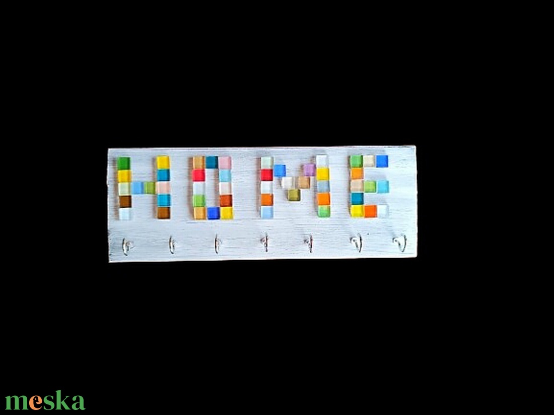 Mozaik köves fából készült fali kulcstartó home felirattal  - otthon & életmód - dekoráció - fali és függő dekoráció - fali kulcstartó - Meska.hu
