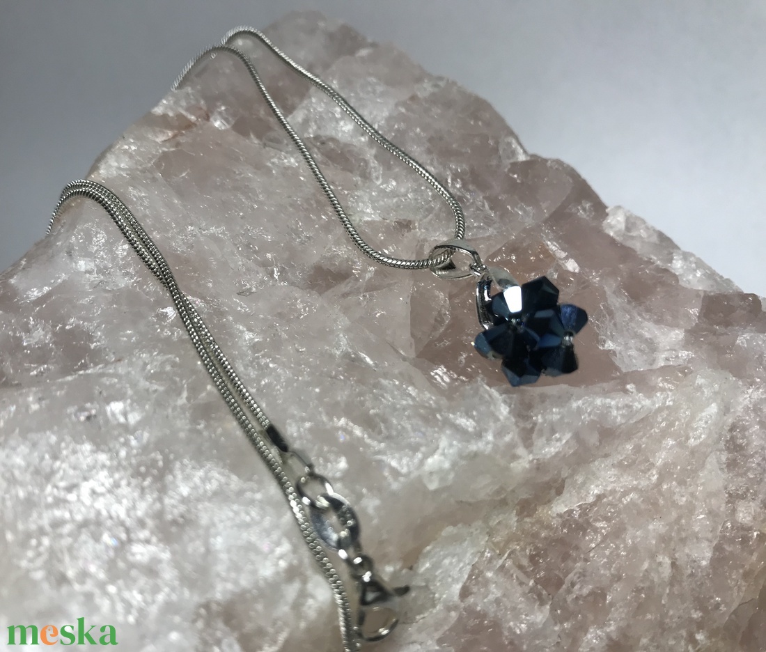 Swarovski Metallic Blue 925 Sterling Ezüst nyaklánc medállal - ékszer - nyaklánc - medálos nyaklánc - Meska.hu