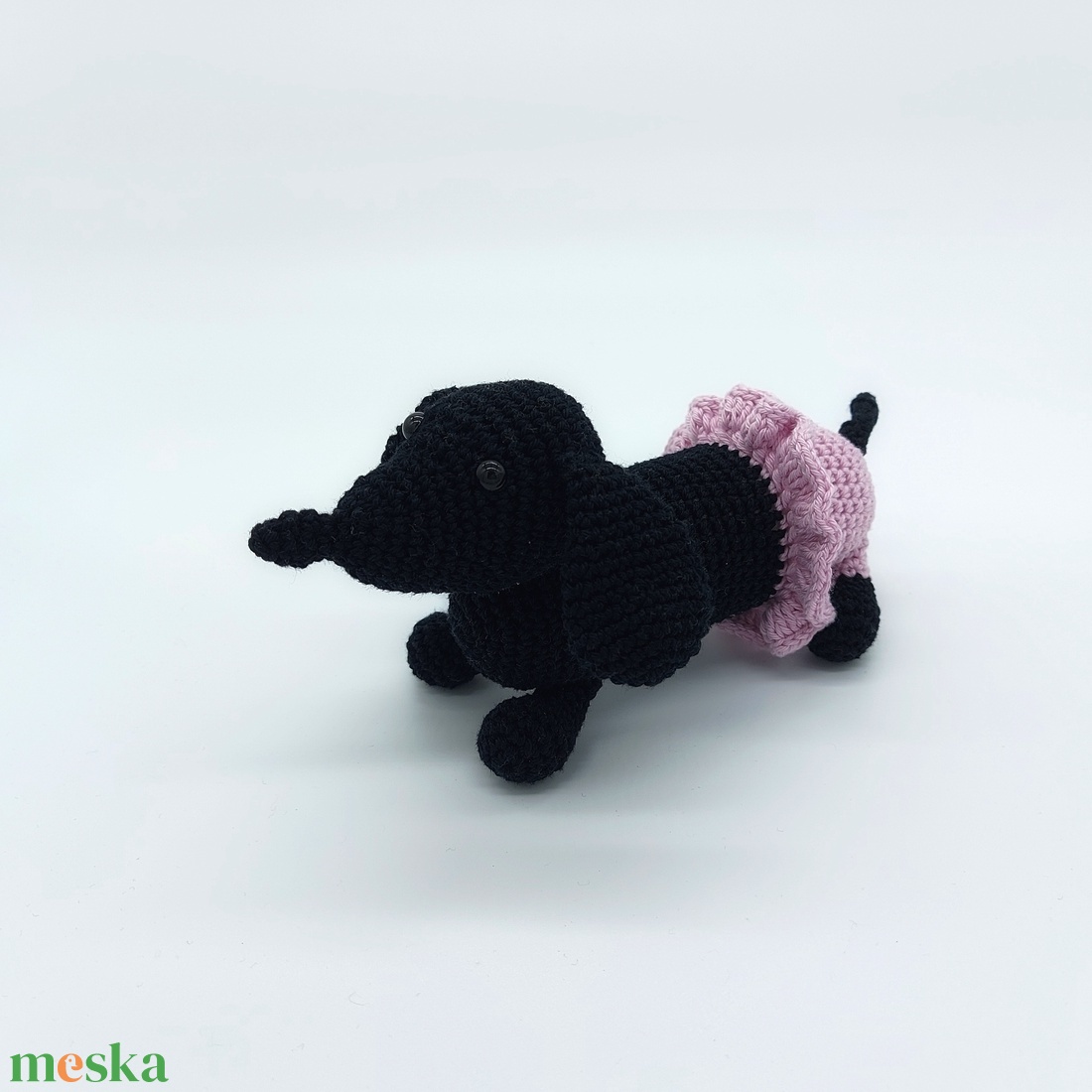 Divatos nyár Amigurumi fekete tacskó - játék & sport - plüssállat & játékfigura - kutya - Meska.hu