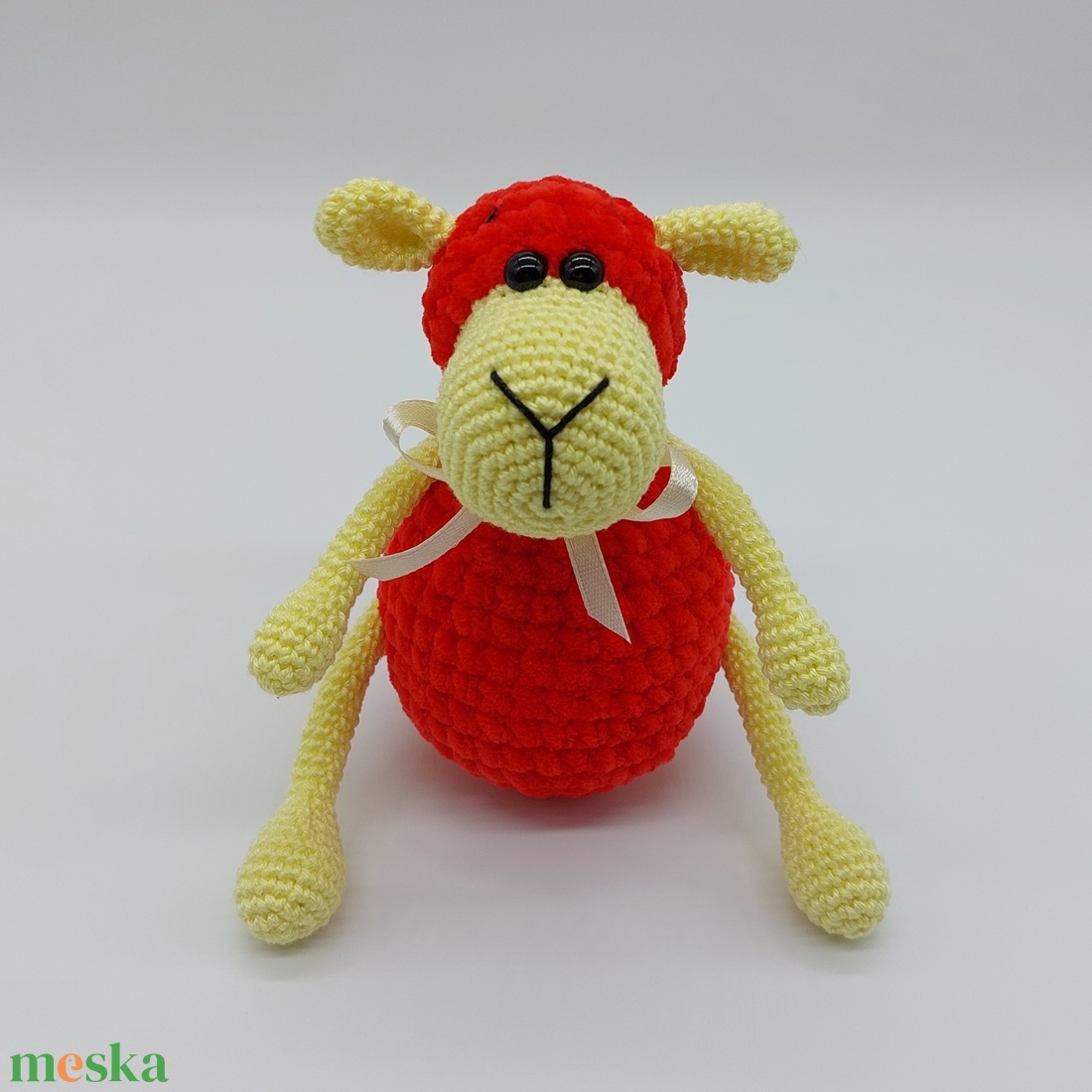 Pihe-puha amigurumi bárányka - játék & sport - plüssállat & játékfigura - plüss bárány - Meska.hu