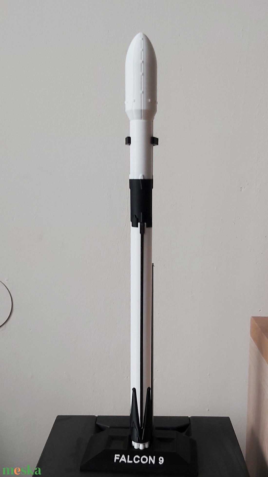 SpaceX Falcon 9 3d model. Most bevezető áron 6500 ft 9900 forint helyett! - művészet - makett, modell - Meska.hu