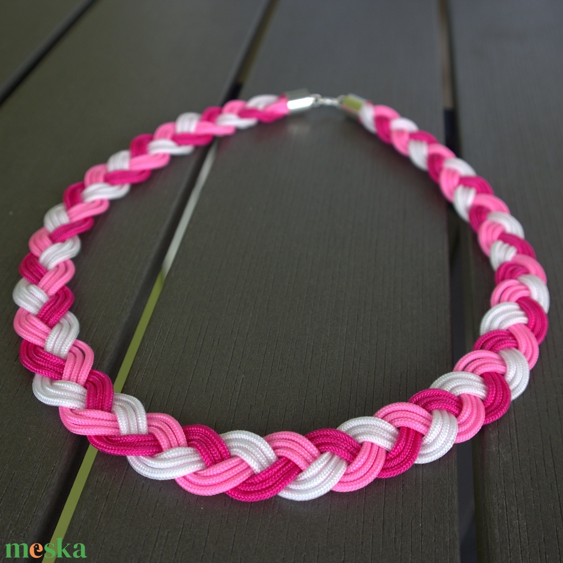 Pink - magenta - fehér fonott paracord nyaklánc - ékszer - nyaklánc - medál nélküli nyaklánc - Meska.hu