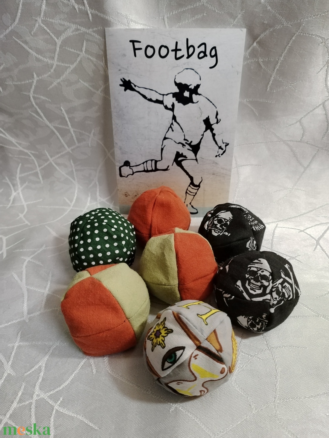 Footbag (dekázó babzsák labda) - játék & sport - sport és kikapcsolódás - labdajátékok - Meska.hu