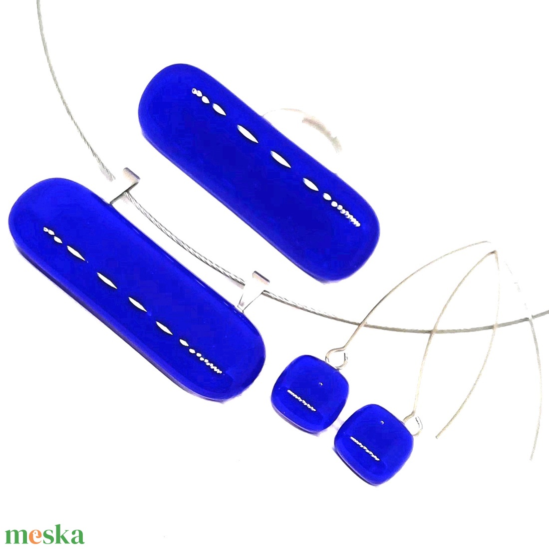 NEMESACÉL - Királykék macskanyelv üveg medál és bedugós fülbevaló, üvegékszer szett - ékszer - ékszerszett - Meska.hu