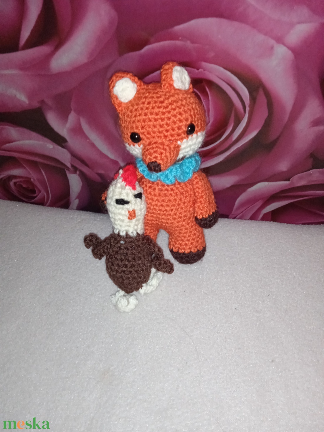 Amigurumi róka tyúkocskával - játék & sport - plüssállat & játékfigura - róka - Meska.hu