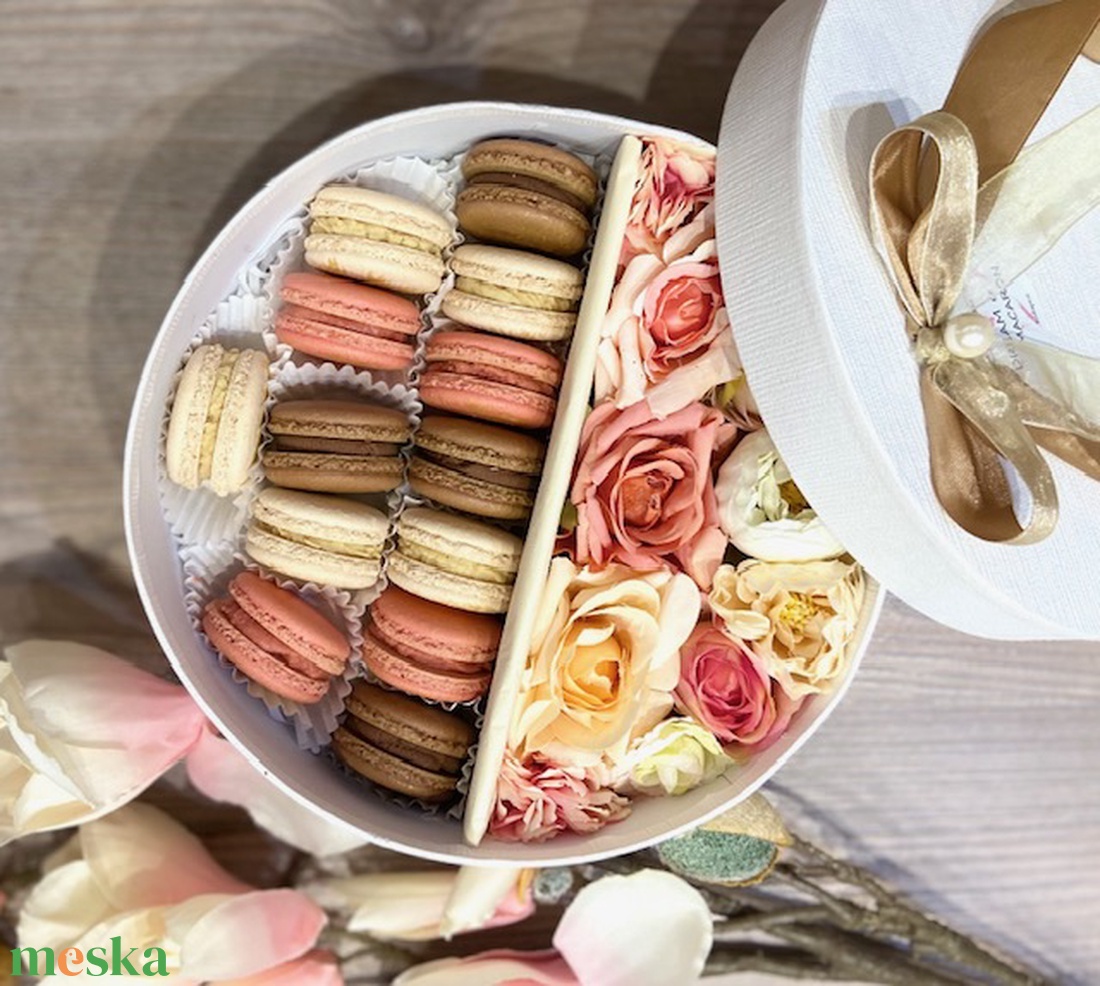 Virágos MACARON box  - élelmiszer - édesség - Meska.hu