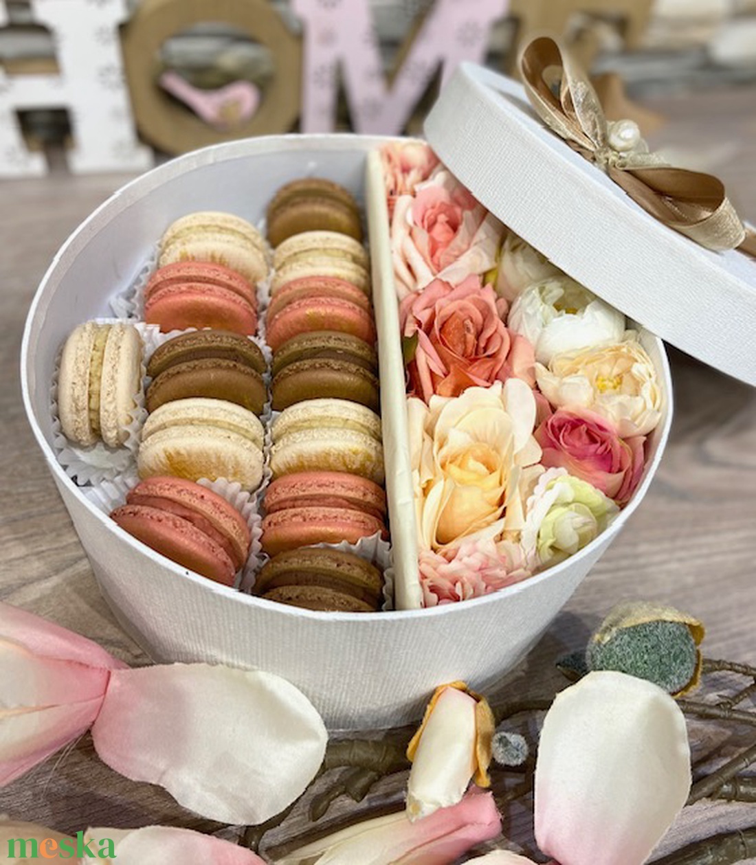 Virágos MACARON box  - élelmiszer - édesség - Meska.hu