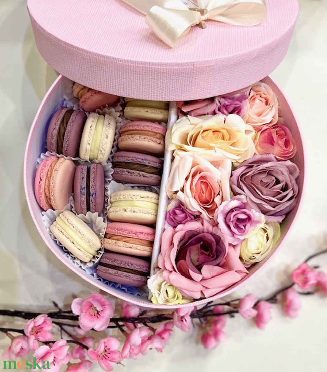 Virágos MACARON box  - élelmiszer - édesség - Meska.hu