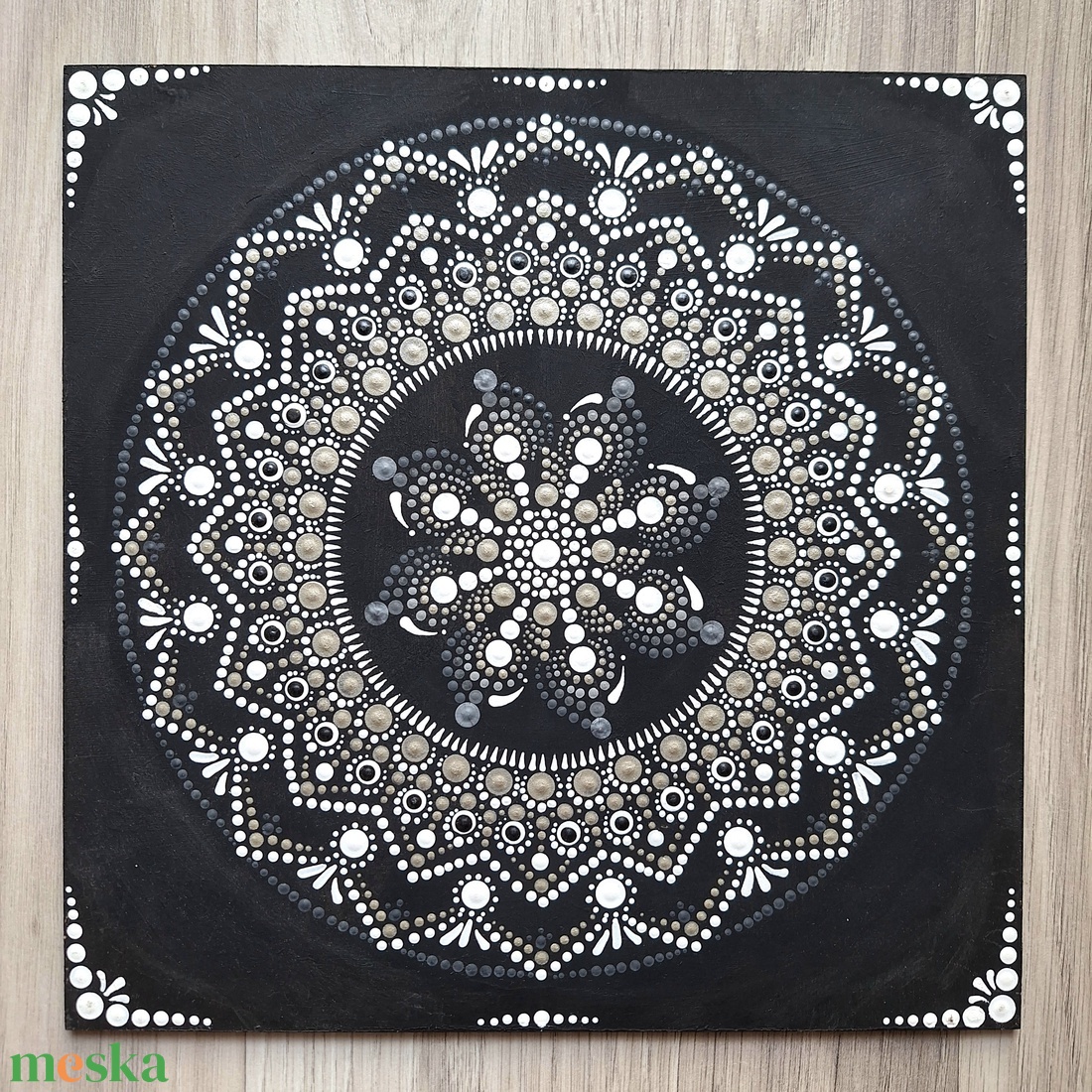 Pontozott mandala - fekete, fehér, ezüst - otthon & lakás - dekoráció - spiritualitás - mandala - Meska.hu