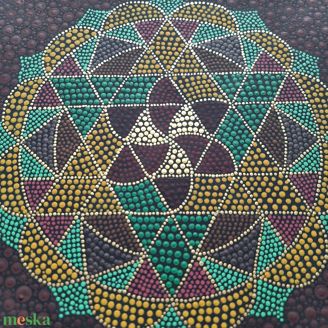 Pontozott mandala - felfele, lefele néző háromszögek - otthon & életmód - dekoráció - spiritualitás - mandala - Meska.hu