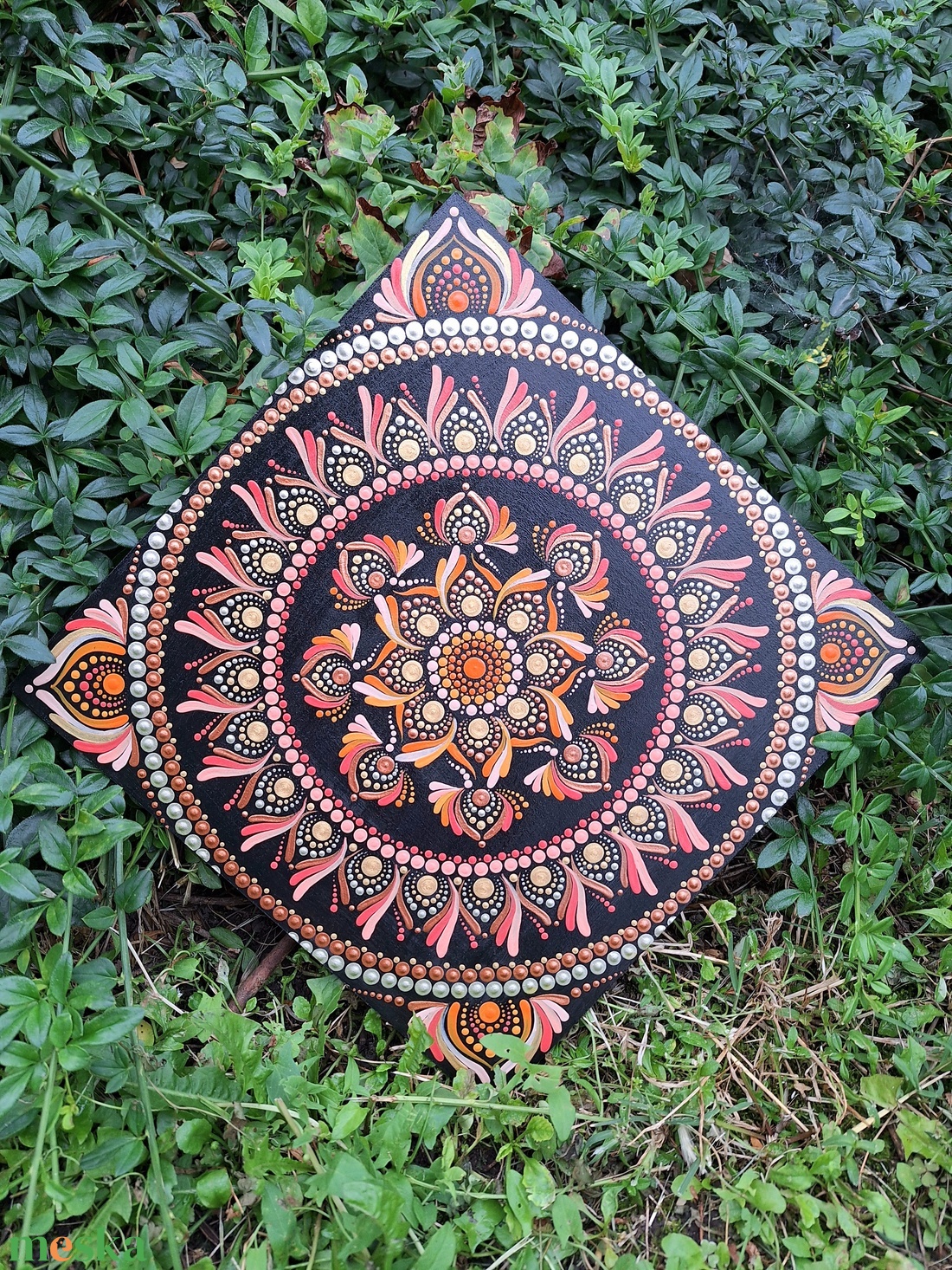 Pontozott mandala - Narancs, szakrális csakra mandala - otthon & életmód - dekoráció - spiritualitás - mandala - Meska.hu