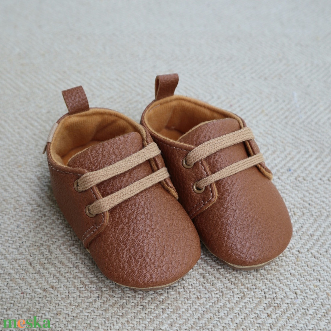 Brown Little Shoes Box - Terhességbejelentő doboz - játék & sport - babalátogató ajándékcsomag - Meska.hu