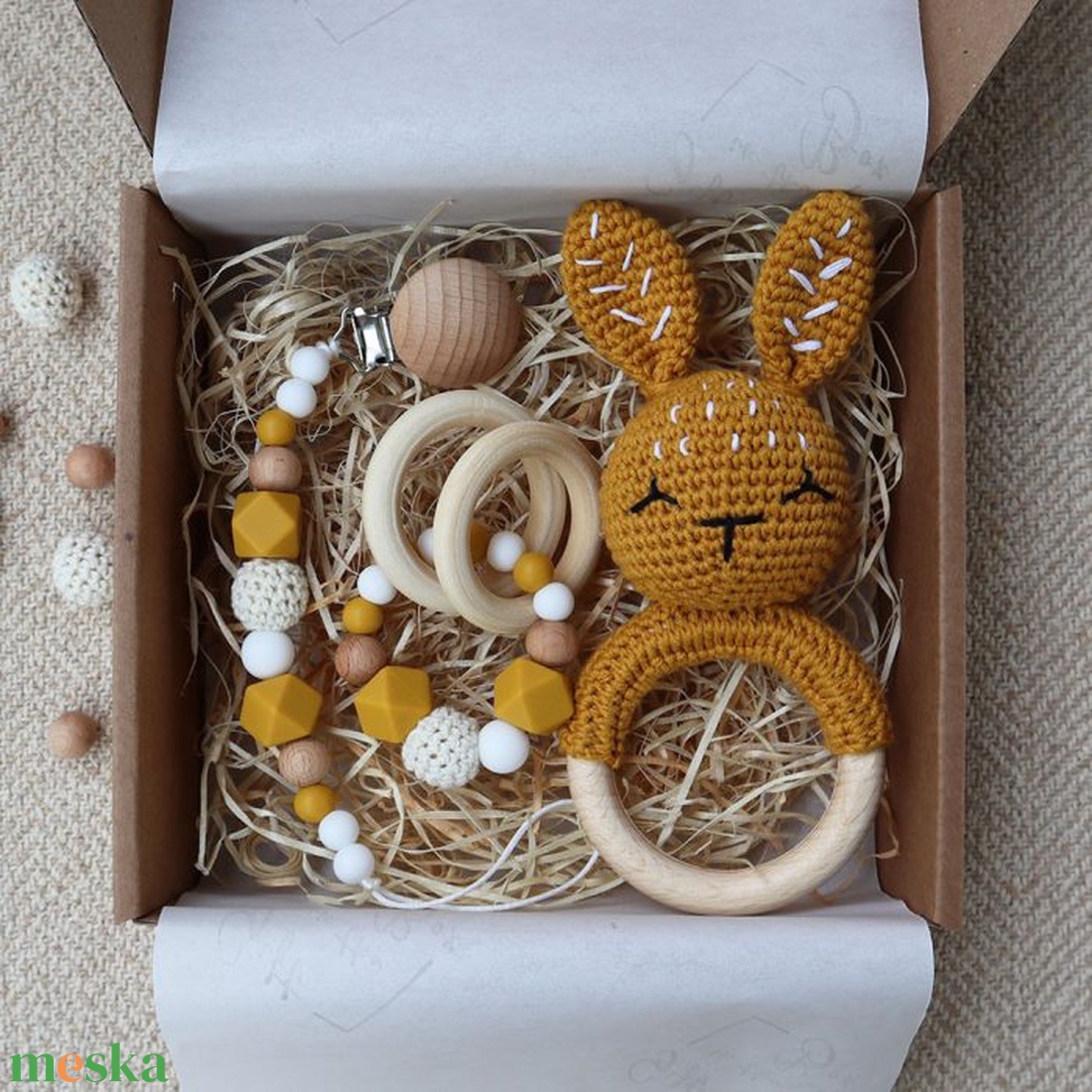 Yellow Bunny Selection Box - Baba ajándékdoboz / Babaváró ajándék / Babalátogató ajándék - játék & sport - babalátogató ajándékcsomag - Meska.hu