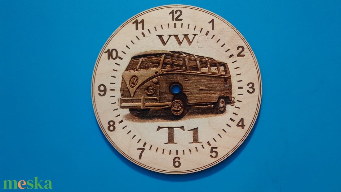 VW, VolksWagen T1 Samba mintás falióra. Vws, volkswagenes képpel. - otthon & életmód - dekoráció - fali és függő dekoráció - falióra & óra - Meska.hu