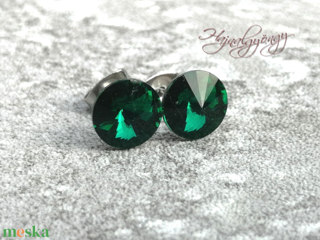 EMERALD fülbevaló 8 mm - ékszer - fülbevaló - pötty fülbevaló - Meska.hu