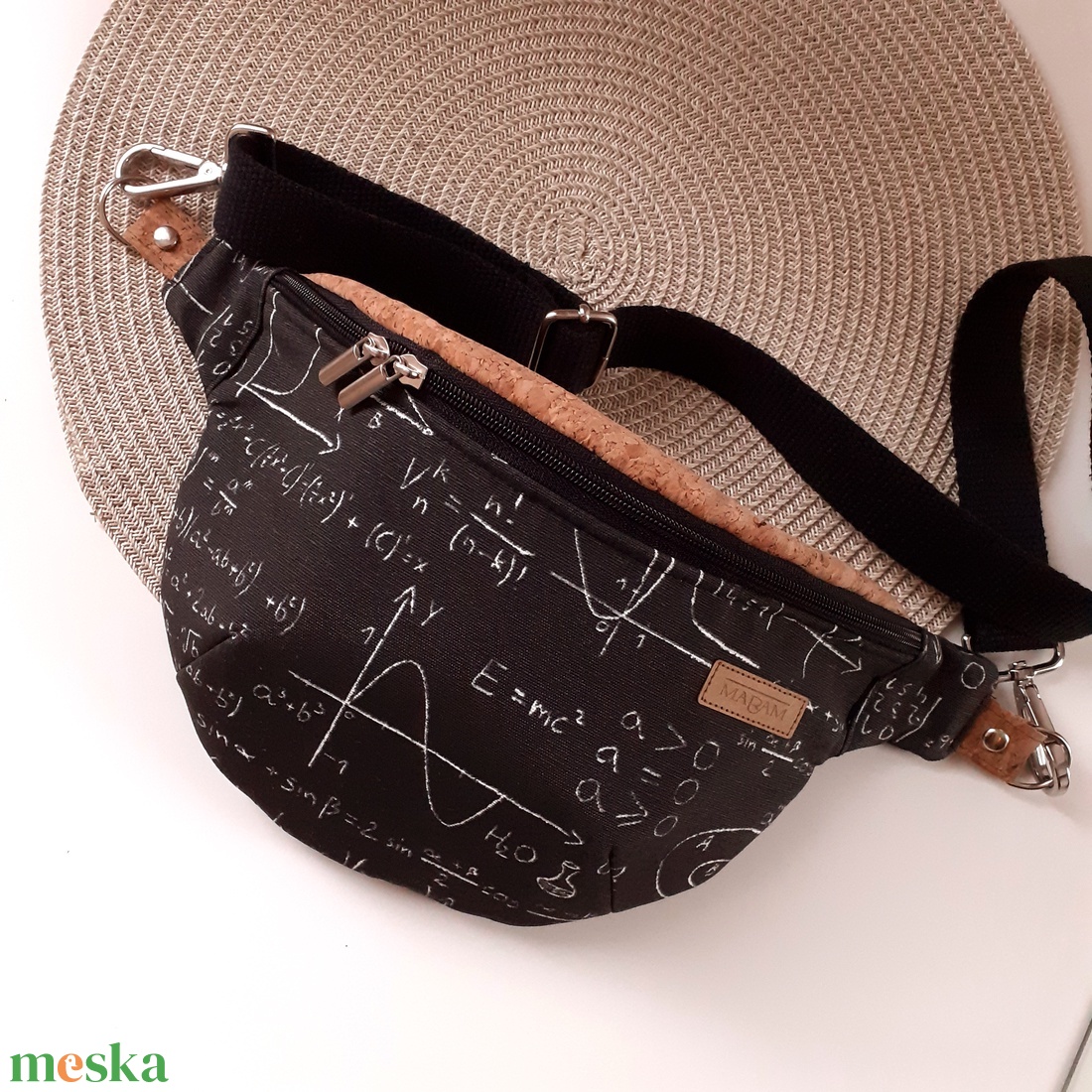  Férfi/fiú Övtáska, Crossbody matek képletek mintával - táska & tok - övtáska - Meska.hu