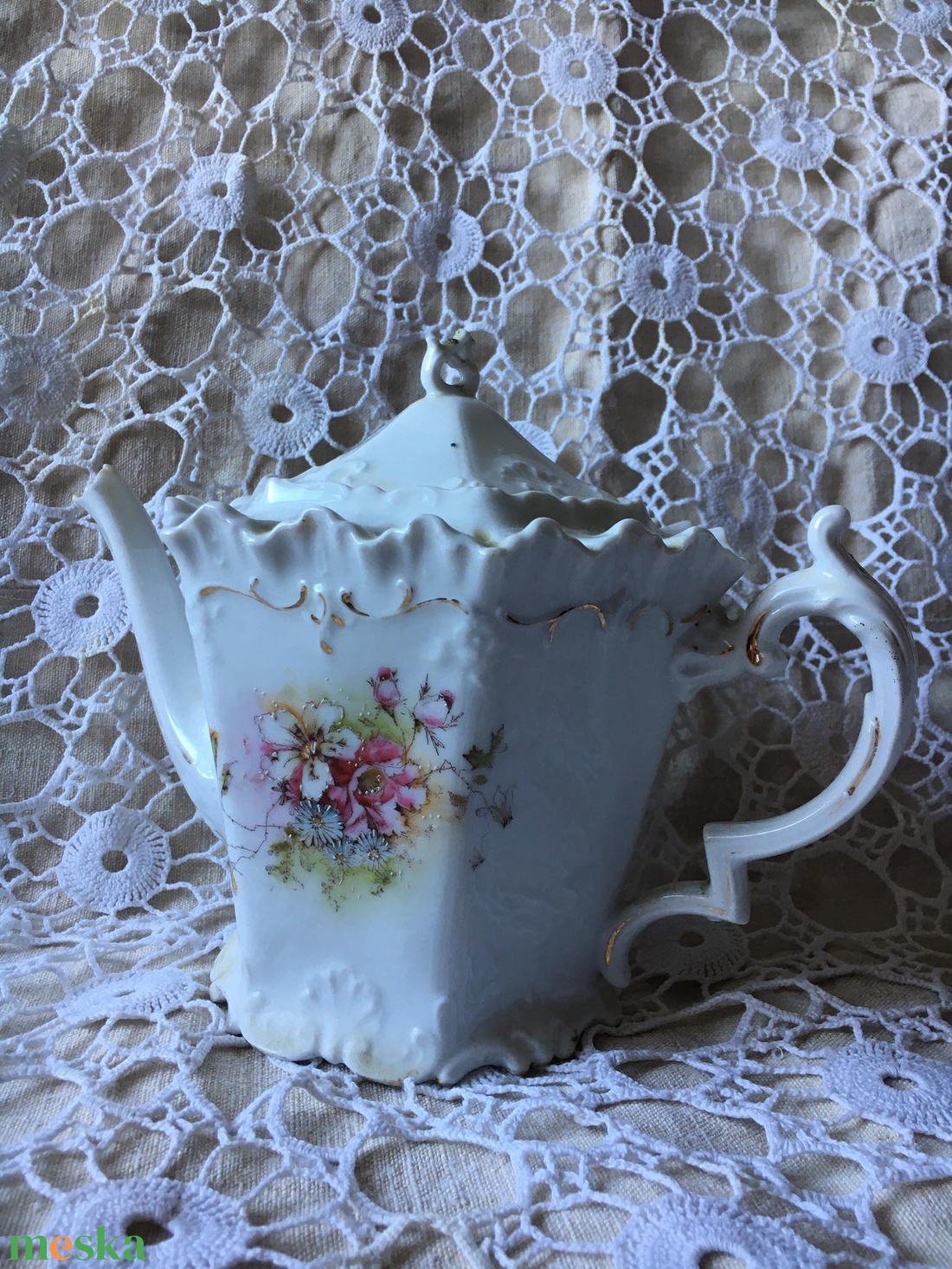 Shabby chic stílusú teáskanna, kézzel festett porcelán - otthon & életmód - konyhafelszerelés, tálalás - tálalás - teás- és kávés pohár, készlet - Meska.hu