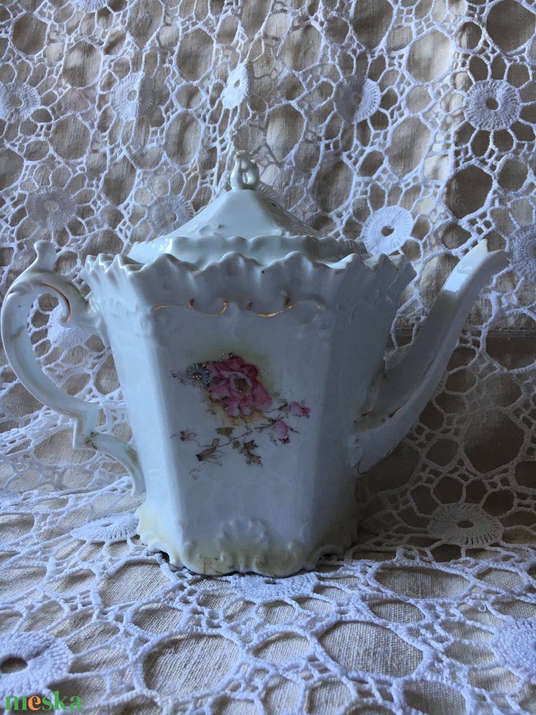 Shabby chic stílusú teáskanna, kézzel festett porcelán - otthon & életmód - konyhafelszerelés, tálalás - tálalás - teás- és kávés pohár, készlet - Meska.hu