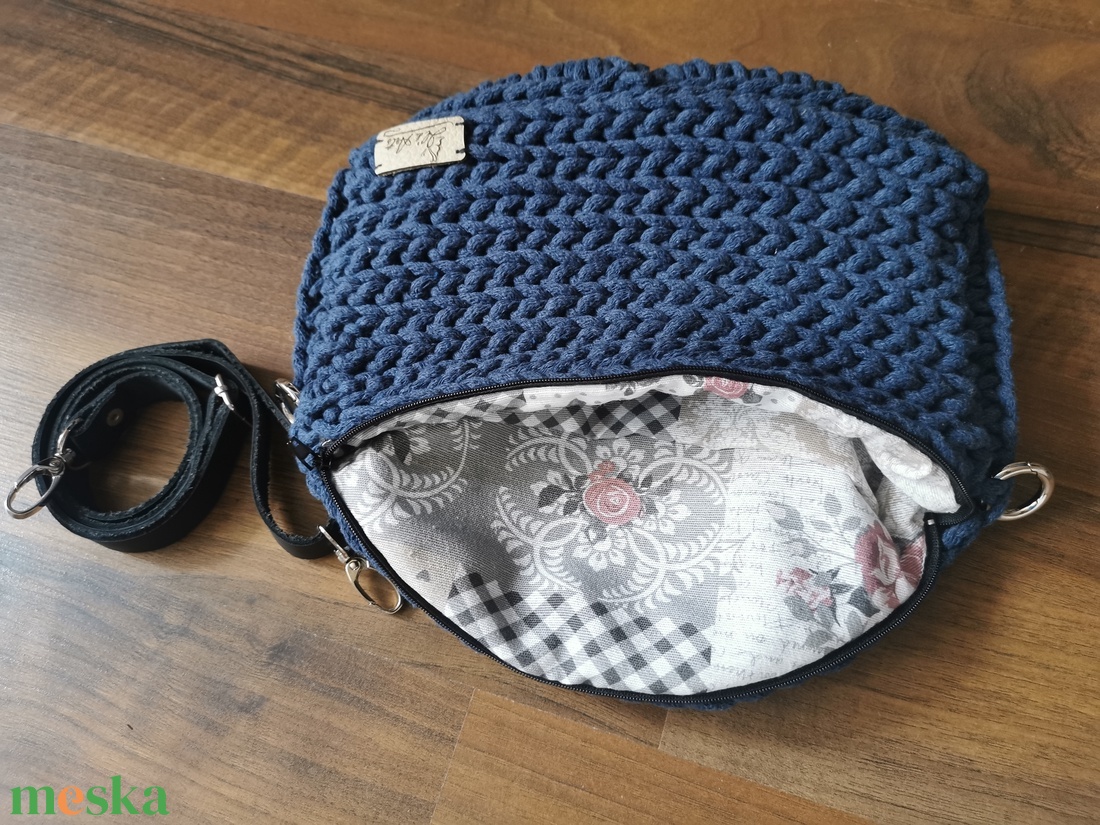 Farmer kék crossbody táska - táska & tok - kézitáska & válltáska - vállon átvethető táska - Meska.hu