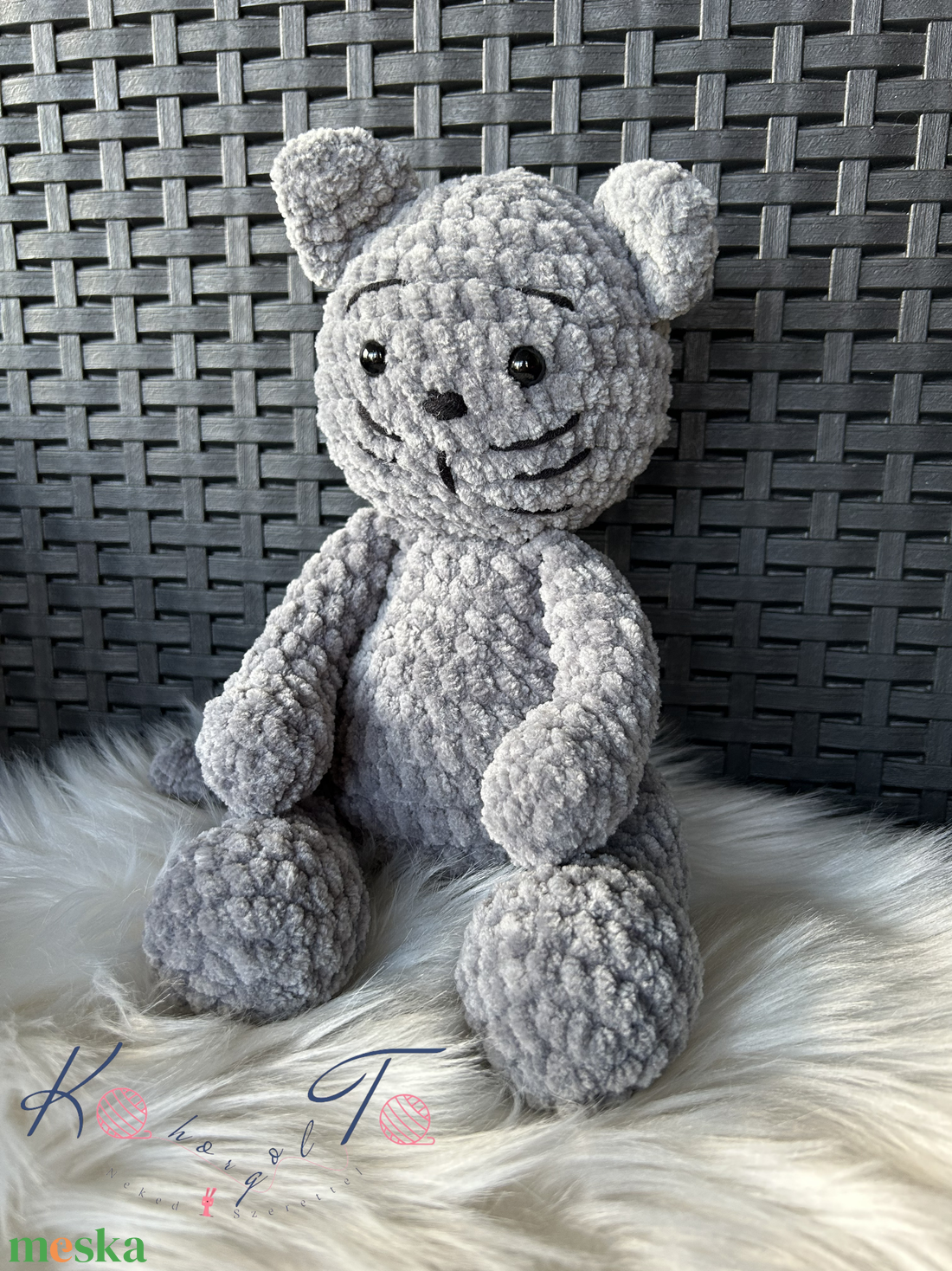 28 cm-es amigurumi horgolt cica - játék & sport - plüssállat & játékfigura - cica - Meska.hu