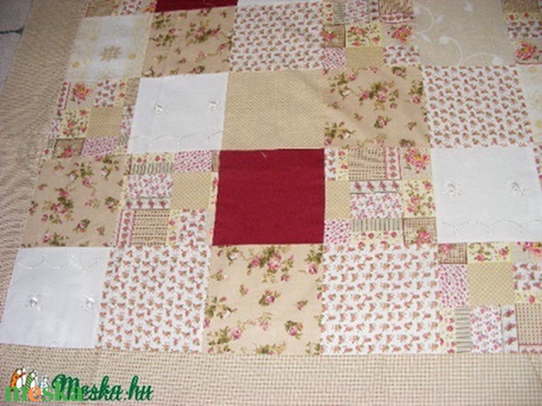 patchwork takaró apró kockákból, pasztell színekből - otthon & életmód - lakástextil - ágytakaró - Meska.hu