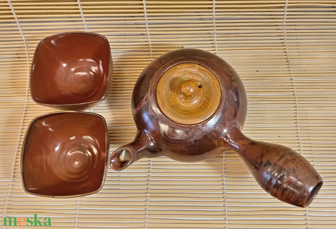 Nyeles teáskanna (kyusu) kettő csészével - otthon & életmód - konyhafelszerelés, tálalás - konyhai tárolás - tea & kávé tárolás - Meska.hu