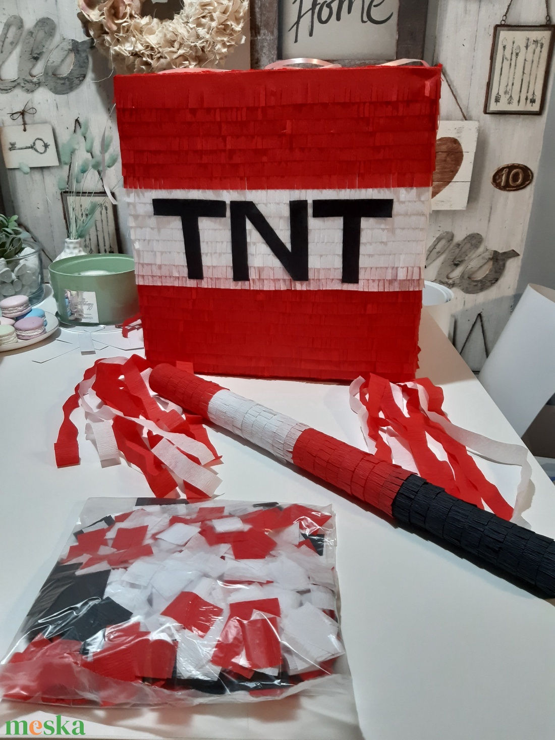 TNT  Minecraft mexikói party pinyáta (pinata) - játék & sport - sport és kikapcsolódás - más játékok, sportok - Meska.hu