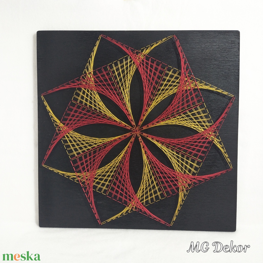 Fonalkép (string art) aranysárga-piros mandala - otthon & életmód - dekoráció - spiritualitás - mandala - Meska.hu