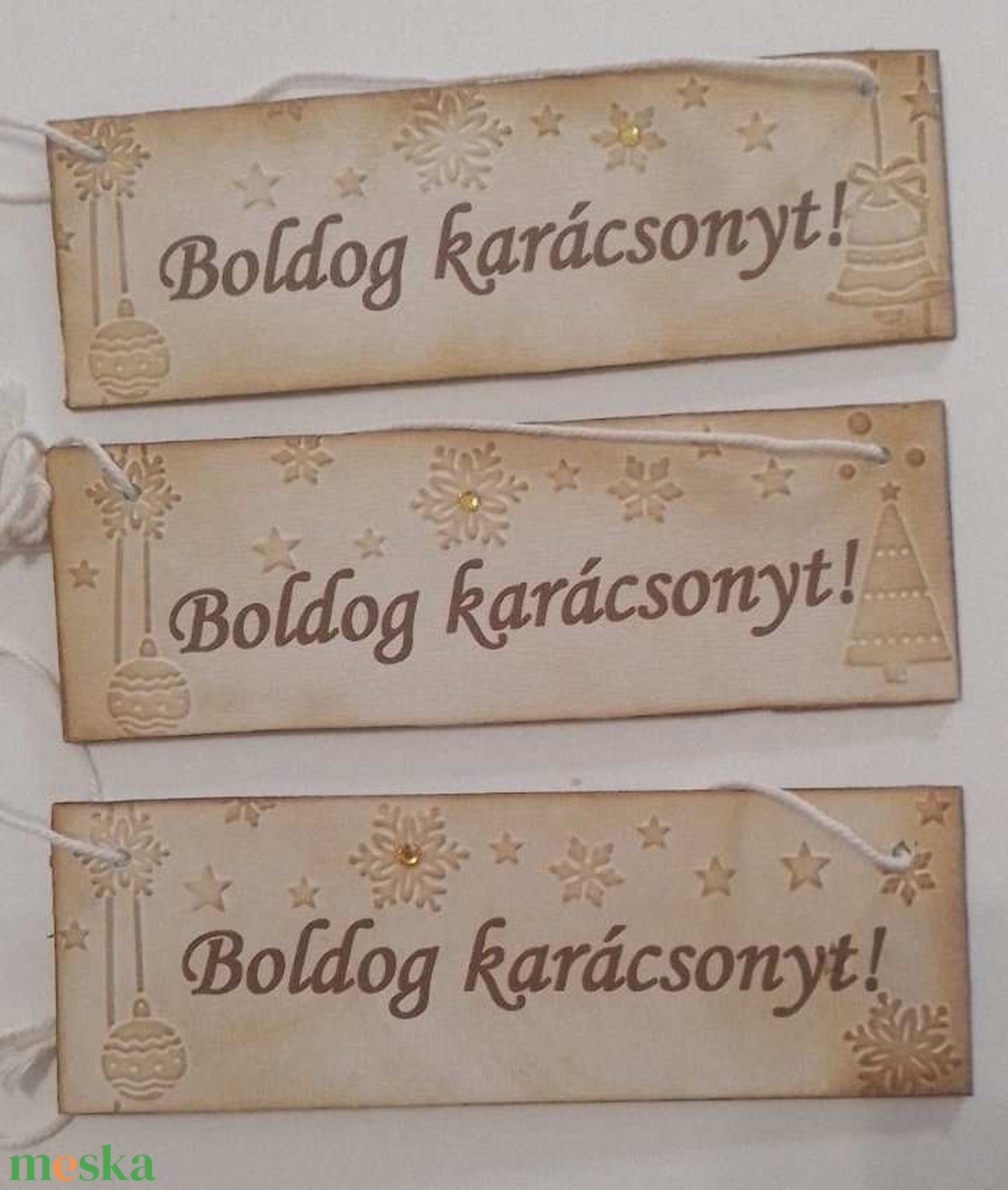 Dombormintás karácsonyi ajtótábla - szeretteidnek, üzleti partnereknek - Boldog karácsonyt! felirattal - csoportajándék - karácsony - karácsonyi lakásdekoráció - karácsonyi ajtódíszek - Meska.hu