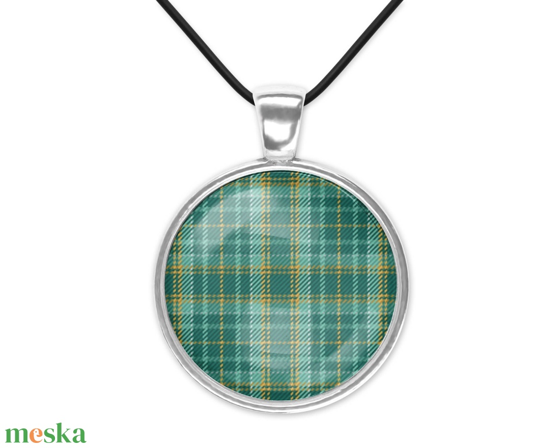 Zöld skót kockás (tartan) üveglencsés medál  - ékszer - nyaklánc - medálos nyaklánc - Meska.hu