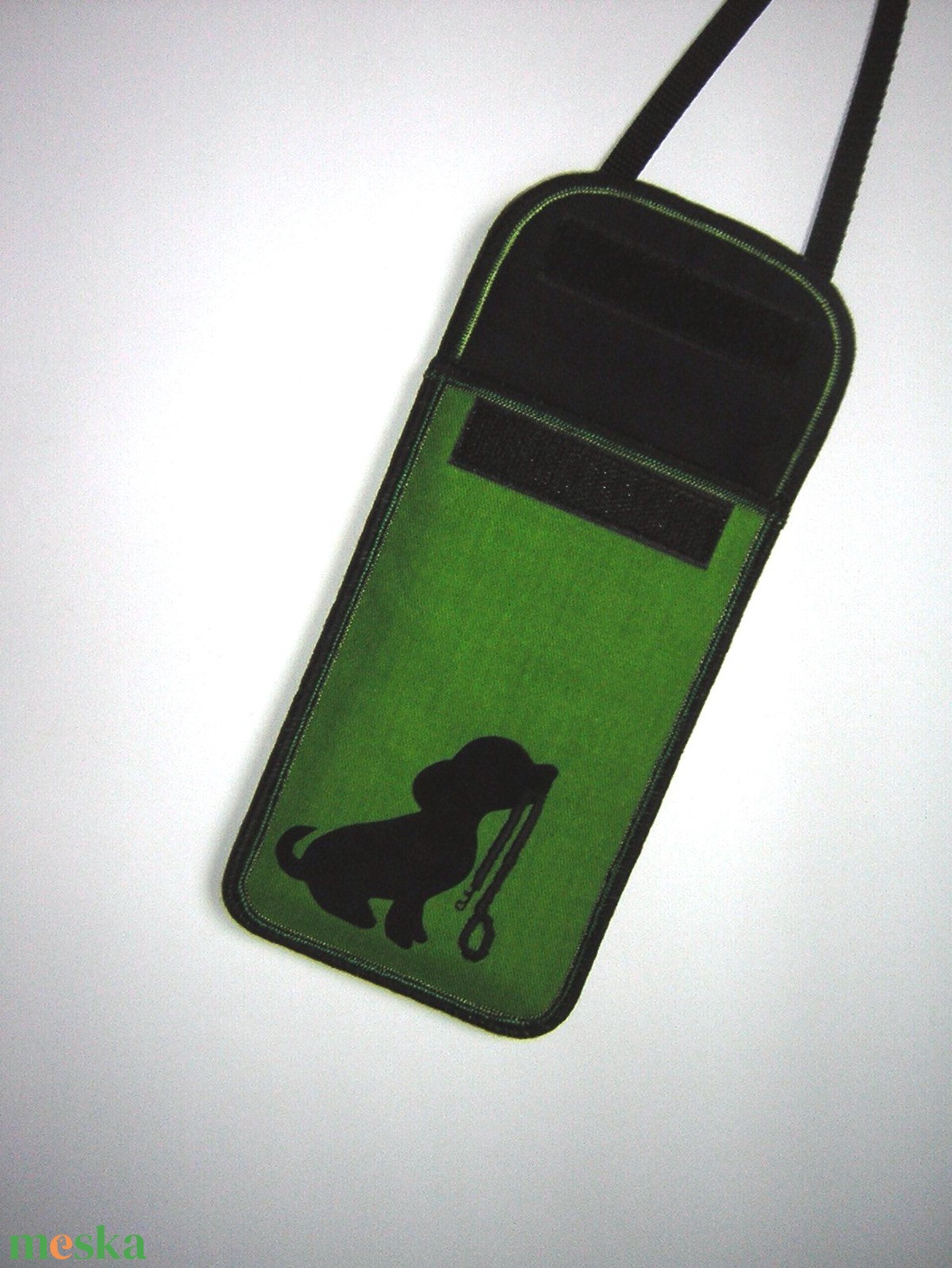 MyDog Mobiltok nagy méretű telefonokhoz állítható pánttal Kutyus pórázzal Zöld-Fekete - táska & tok - pénztárca & más tok - telefontok - Meska.hu