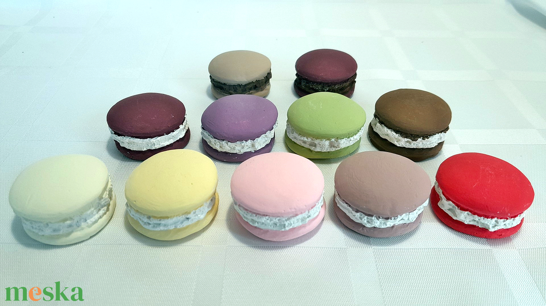 Karácsonyi gipsz macaron - festett - kellékek & szerszámok - dekorációs kellékek - egyéb kellékek - Meska.hu