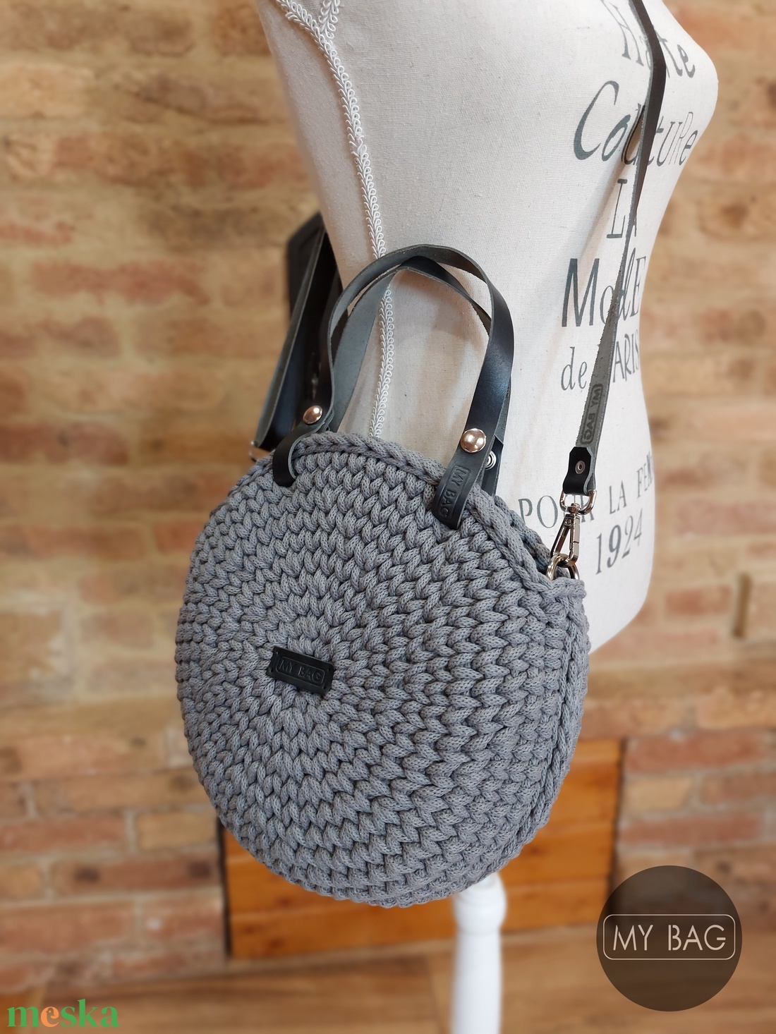 Horgolt női körtáska STONE GREY színben - Crossbody - táska & tok - kézitáska & válltáska - vállon átvethető táska - Meska.hu