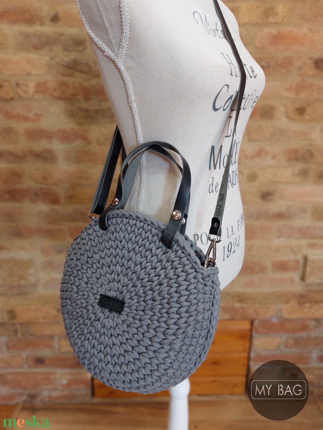 Horgolt női körtáska STONE GREY színben - Crossbody - táska & tok - kézitáska & válltáska - vállon átvethető táska - Meska.hu