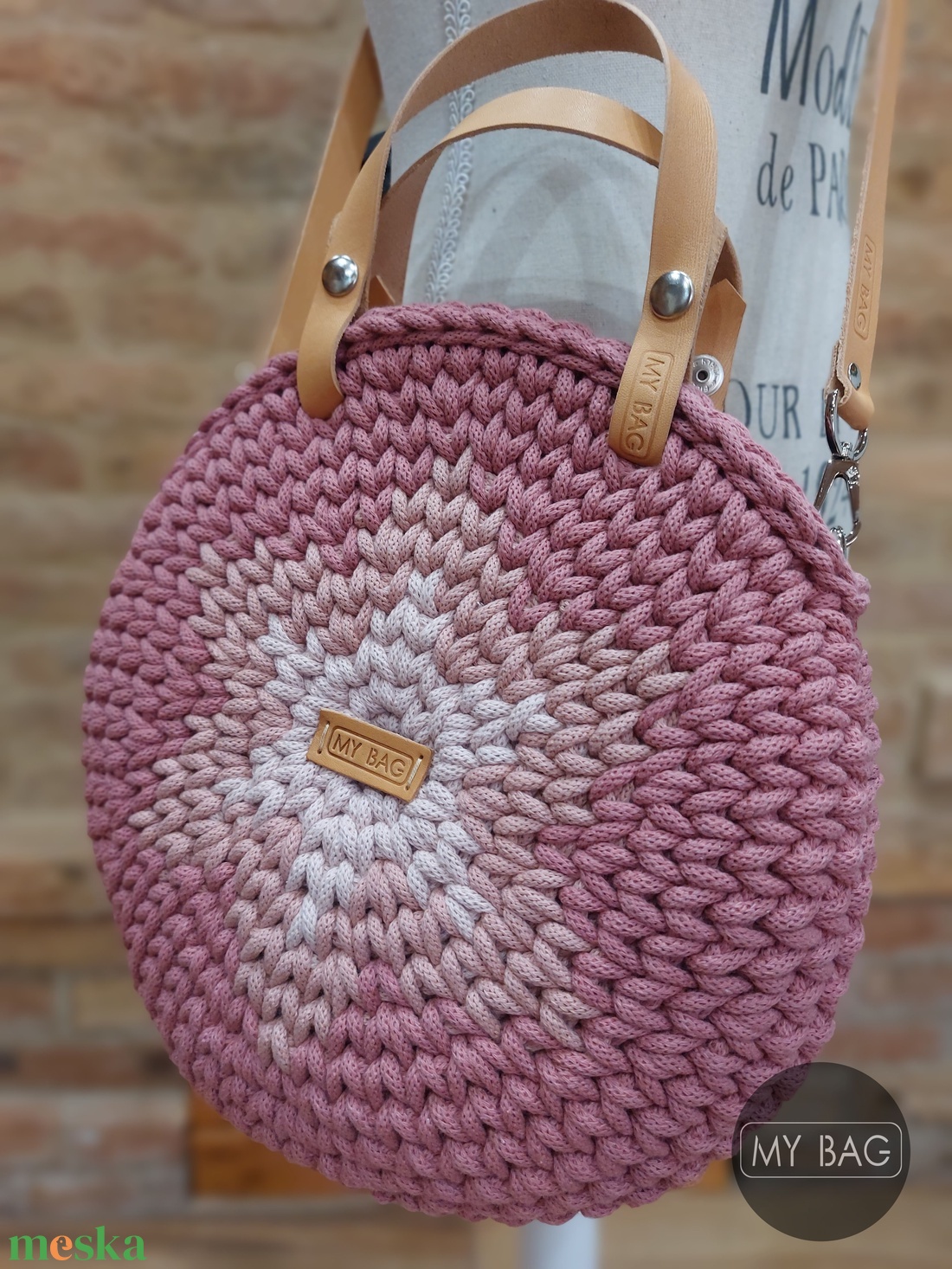 Horgolt női körtáska BLOSSOM színben - csillaggal a közepén - Crossbody - táska & tok - kézitáska & válltáska - vállon átvethető táska - Meska.hu