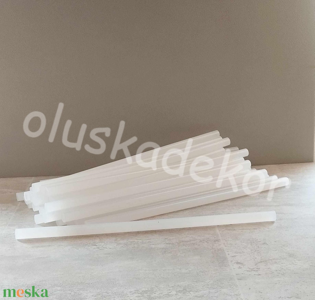 Ragasztó betét, ragasztórúd, extra erős, 11mm x 300mm - kellékek & szerszámok - dekorációs kellékek - egyéb kellékek - Meska.hu