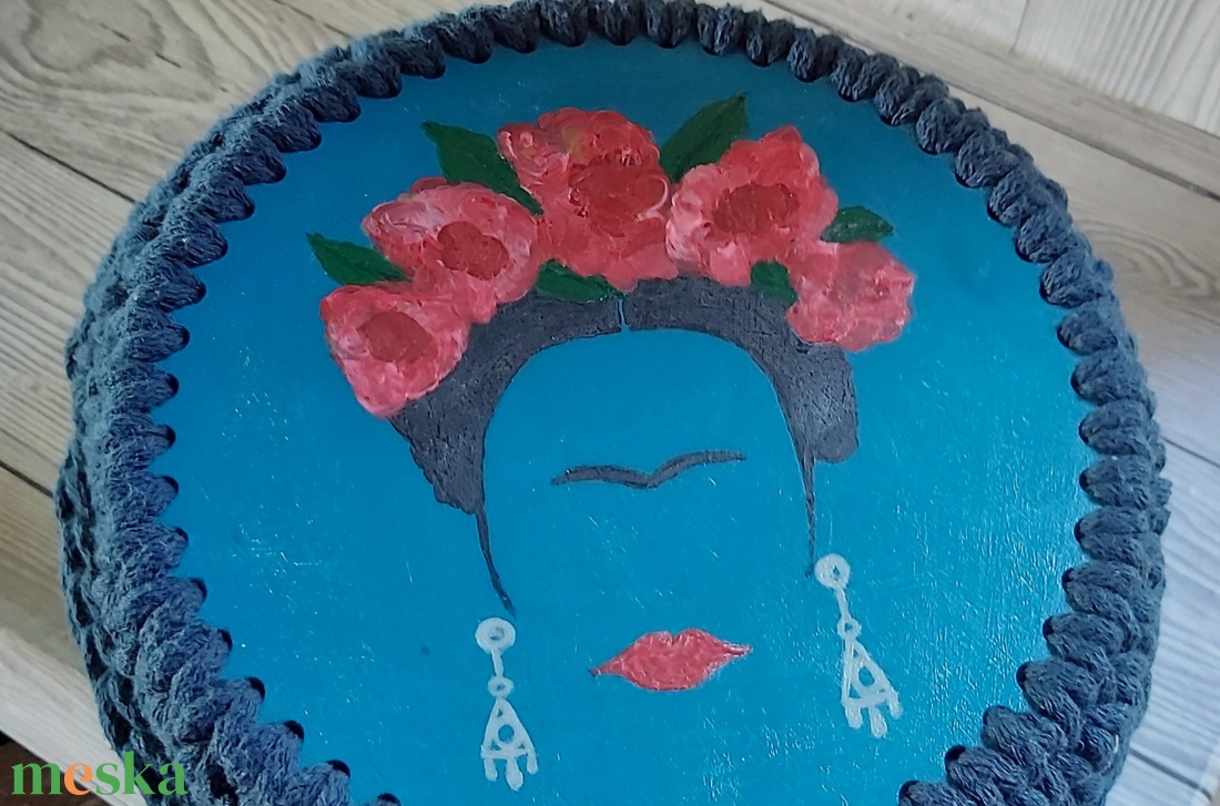 Kézzel festett Frida Kahlos macaron fazonú táska - táska & tok - kézitáska & válltáska - belső rendező - Meska.hu