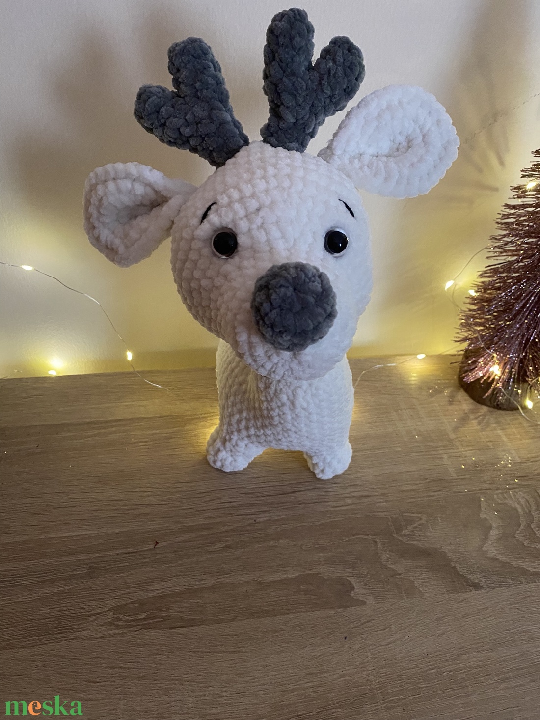 Horgolt rénszarvas amigurumi (Messza) - karácsony - karácsonyi lakásdekoráció - karácsonyi manók, figurák - Meska.hu