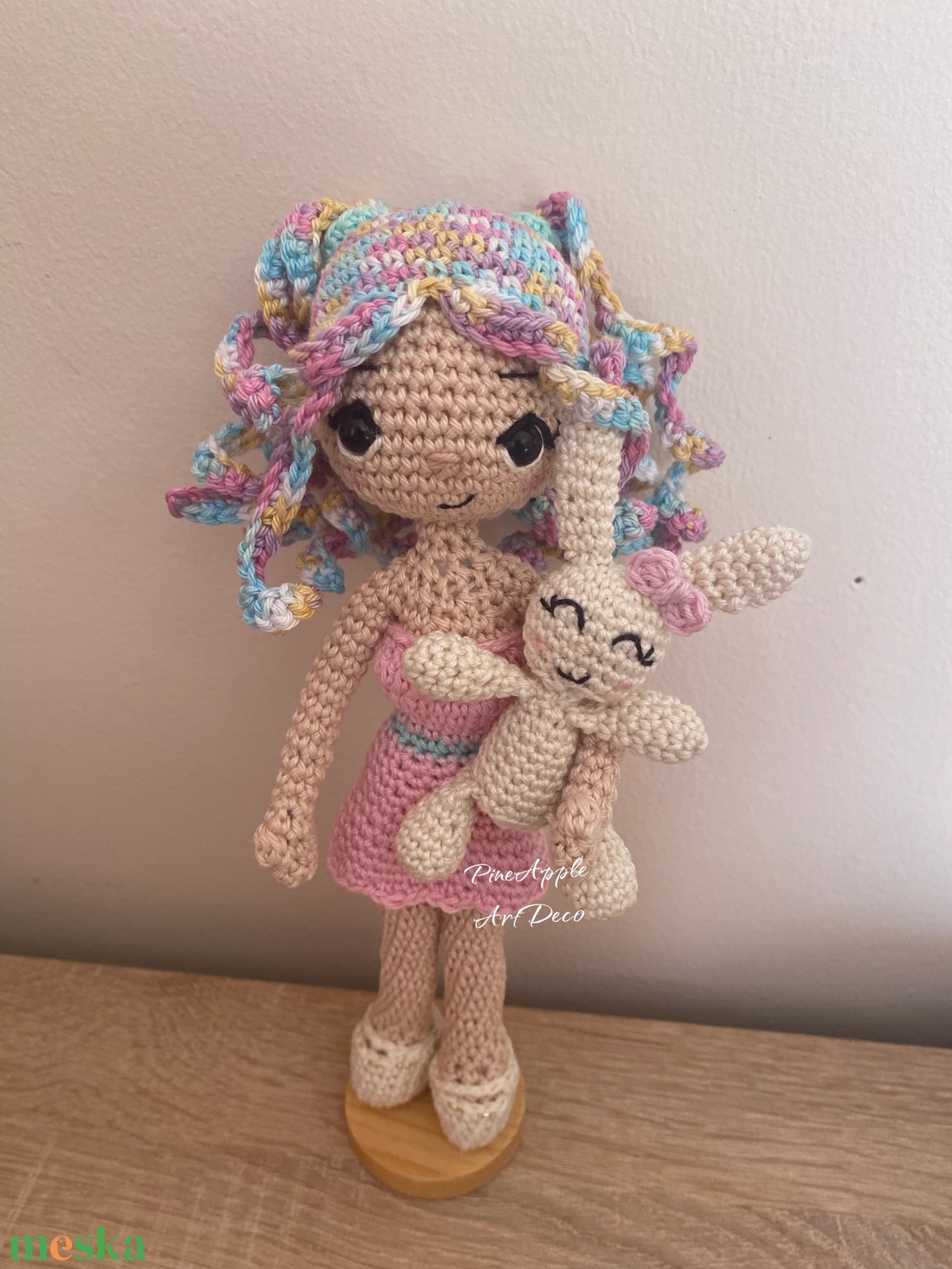 Pinkie horgolt baba amigurumi kis nyuszival (Messza) - játék & sport - baba & babaház - baba - Meska.hu