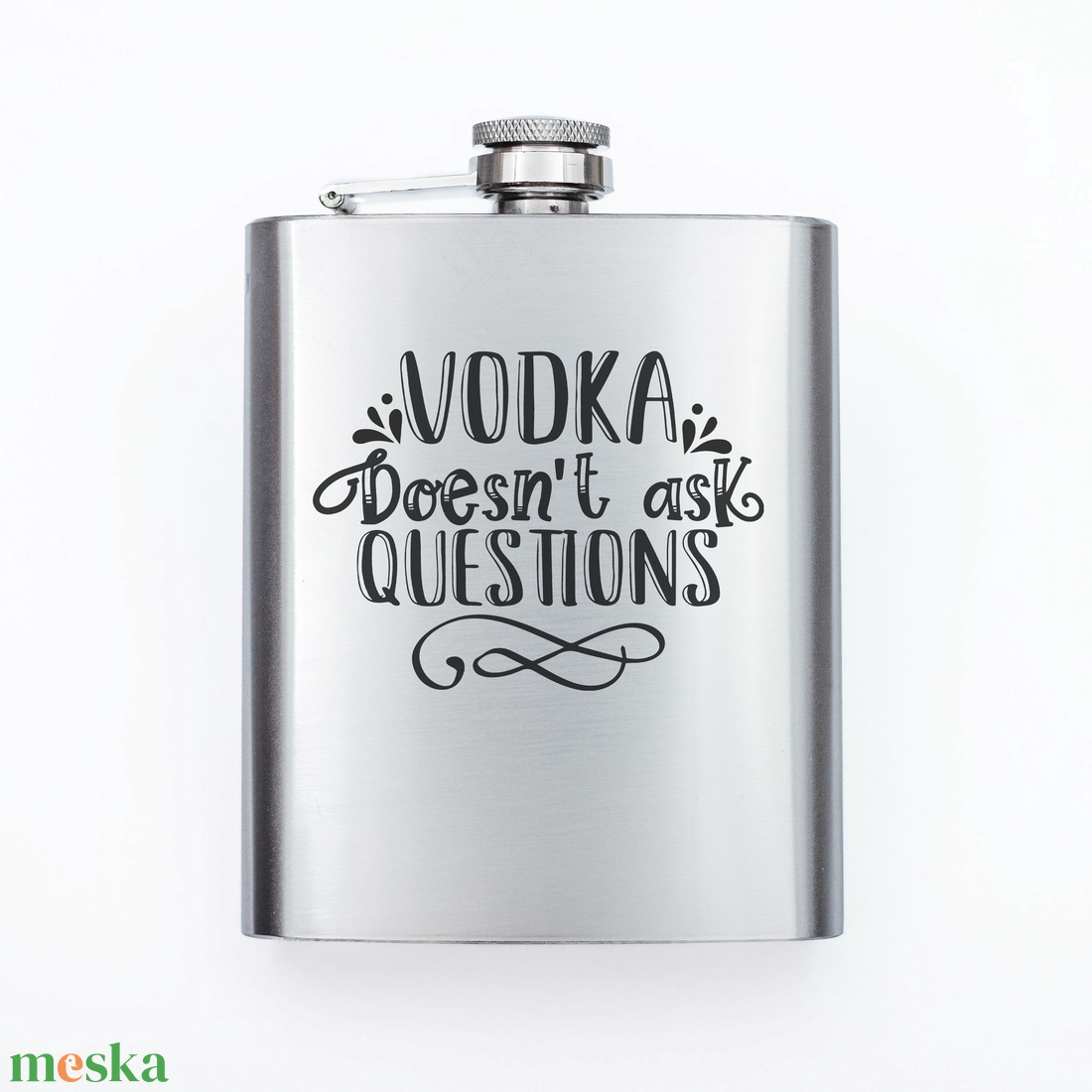 Gravírozott fém flaska - Vodka doesn't ask questions - otthon & lakás - konyhafelszerelés, tálalás - flaska, csatos üveg - Meska.hu