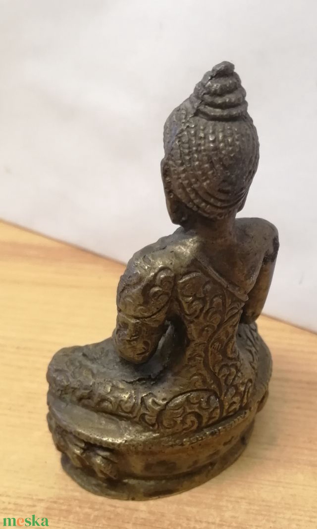 Meditáló Buddha kis méretű bronz szobor Indonéziából. 8,5cm. - művészet - szobor - fém - Meska.hu