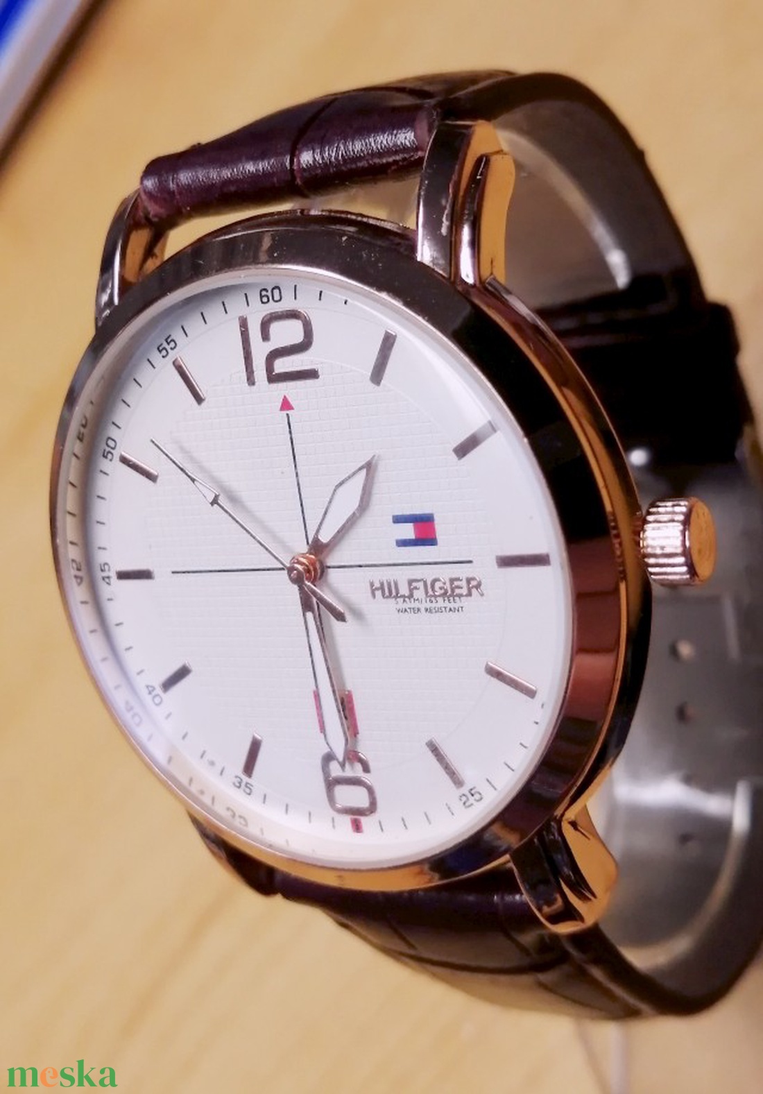 Tommy Hilfiger 4434 Watch Aranyozott tokban, krokodil mintás varrott bőr szíjjal - ékszer - karóra és ékszeróra - karóra - Meska.hu