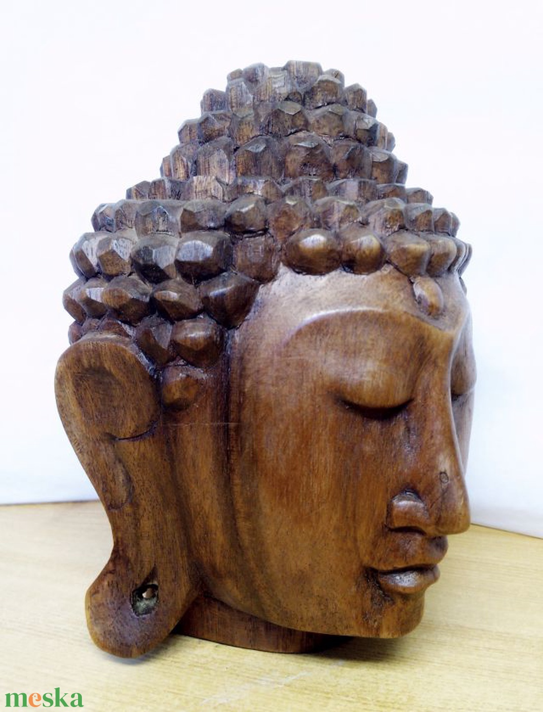 Meditáló Buddha Indonéz természetes keményfa szobor egzotikus ritkaság. 16cm. - művészet - szobor - fa - Meska.hu