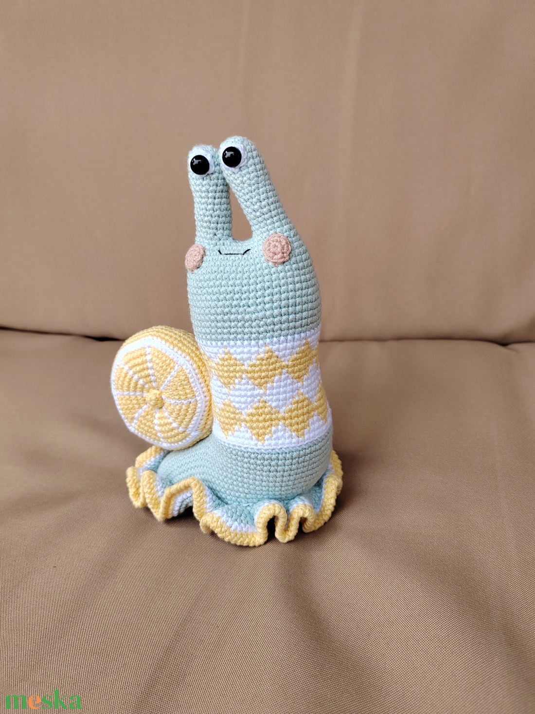 Horgolt, amigurumi citrom csiga - otthon & lakás - babaszoba, gyerekszoba - babaszoba dekoráció - Meska.hu